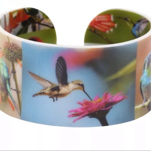 NWT Hummingbird Bracelet - Picture 1 of 4